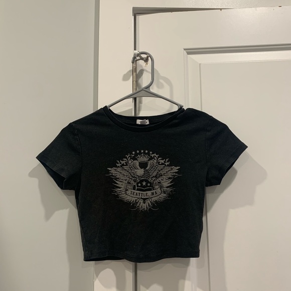 Garage Tops - GARAGE CROPPED GRAPHIC TEE